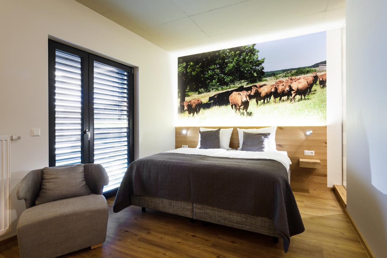Hotel Martha Beringen Bagian luar foto
